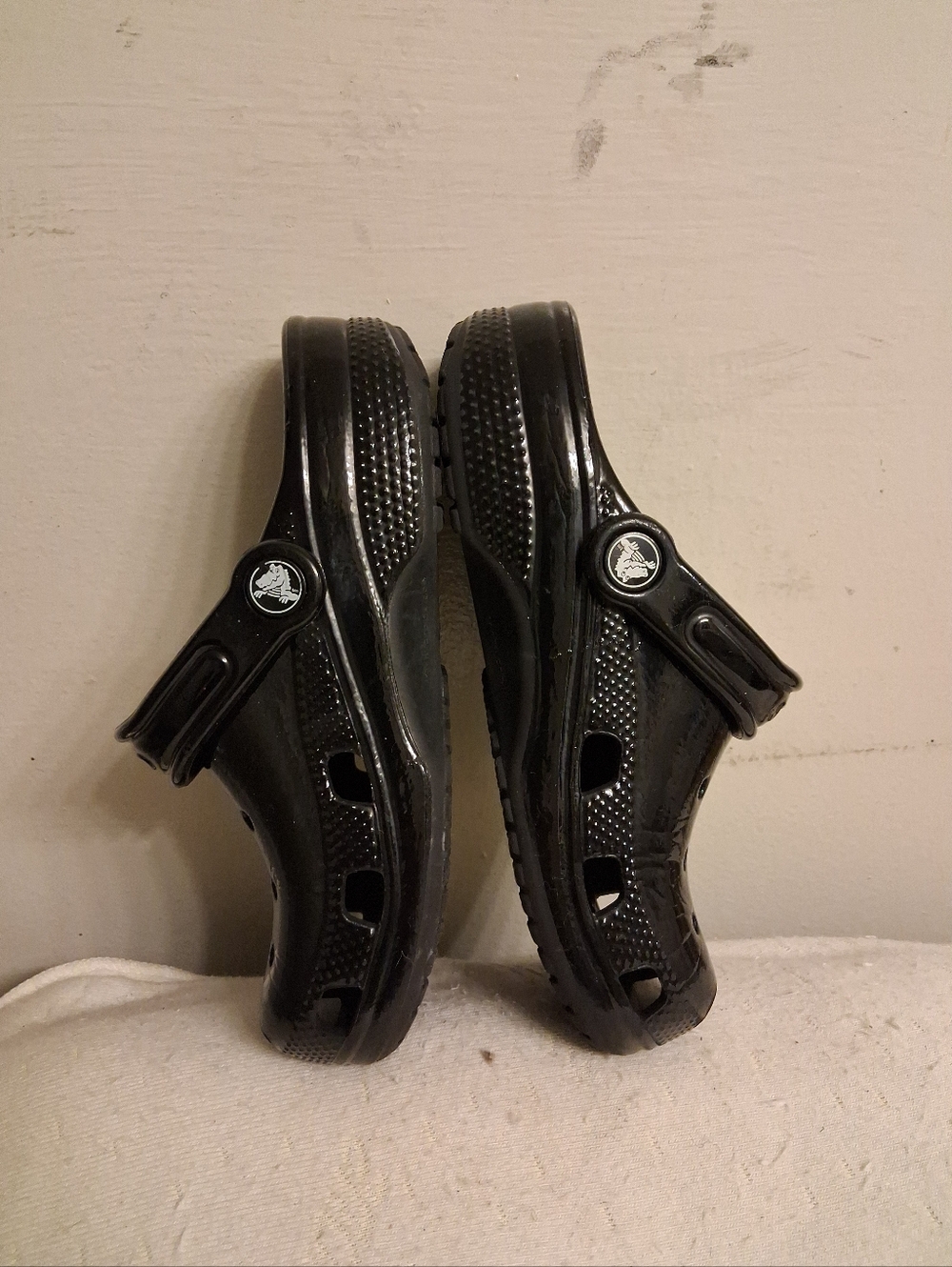 Kids Black Slip-On CROCS Clogs SizeJ1 - Picture 14 of 16